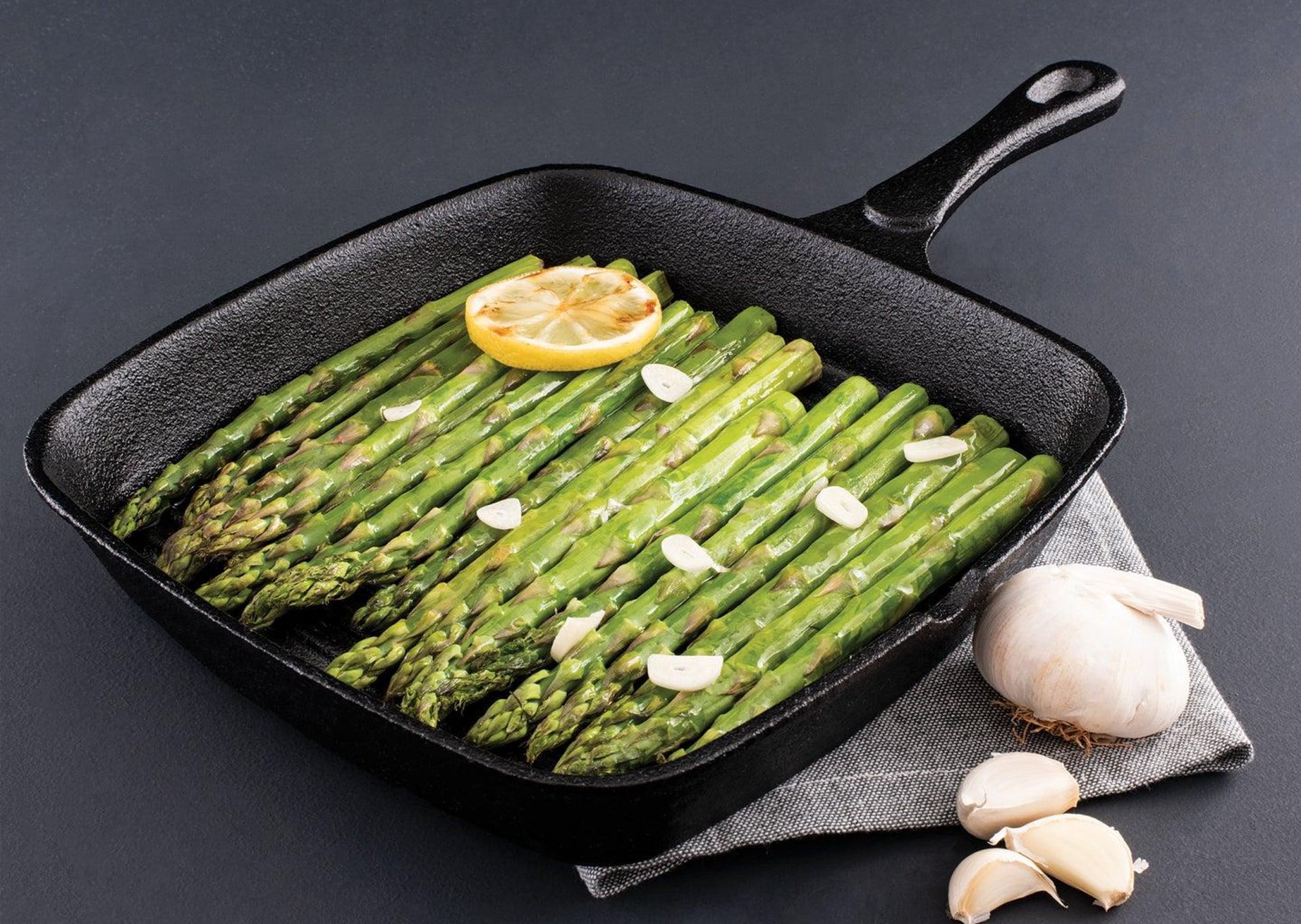 Canned asparagus sautéed with butter, garlic and lemon