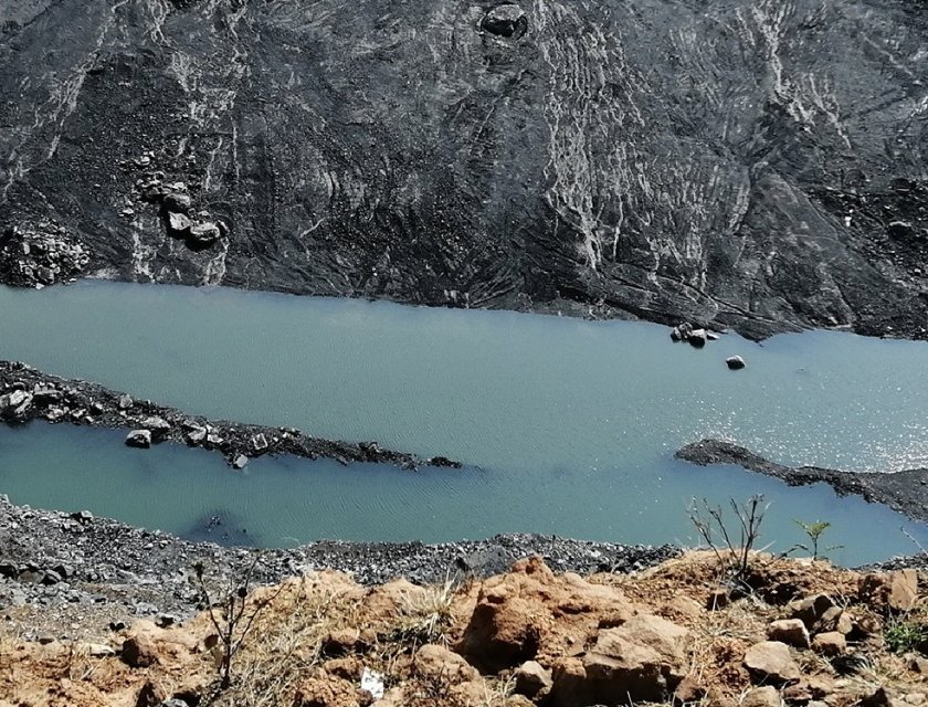 Polímero para la gestión de lodos mineros libres de polvo
