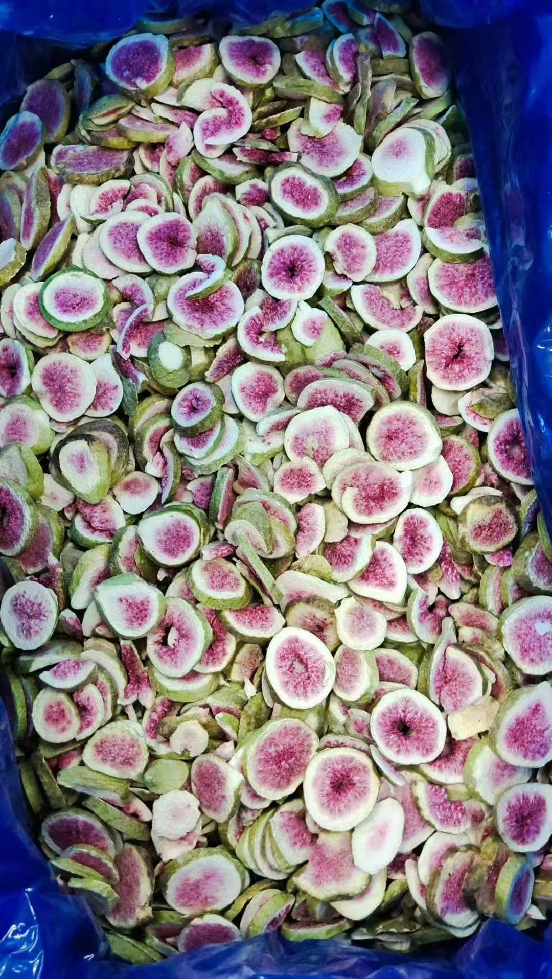 Non-GMO freeze dried fig slices Non-GMO freeze dried fig slices