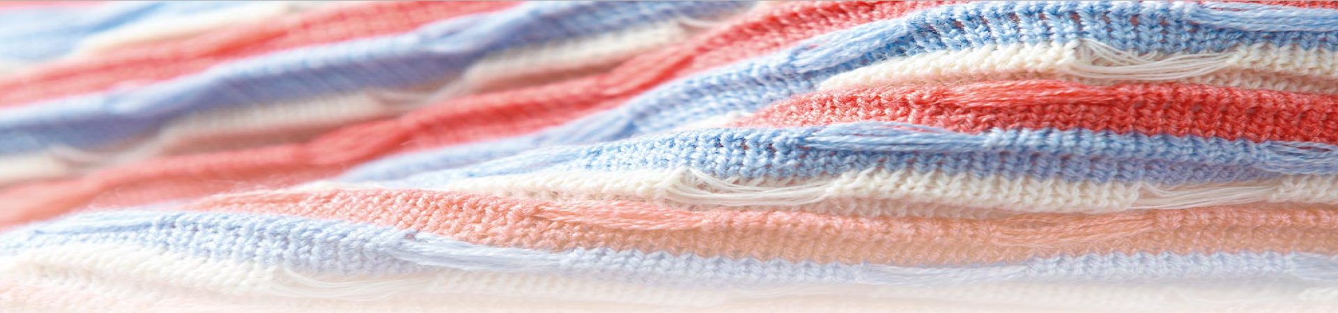 Flat knitting equipment