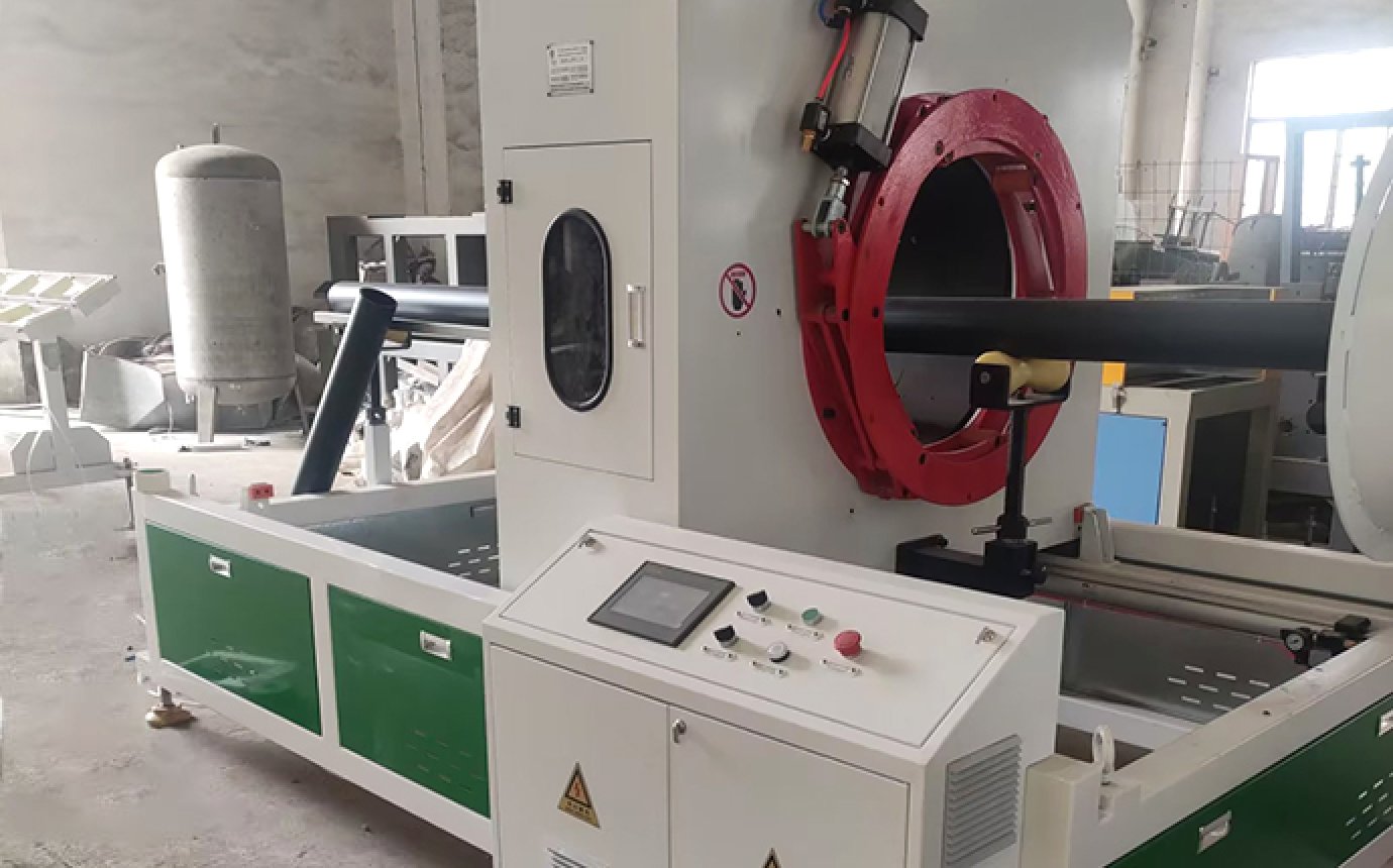 Planetary cutting machine