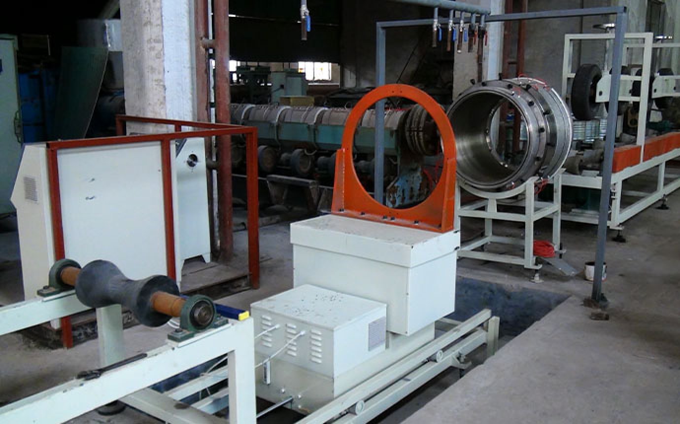 One step insulation pipe production line