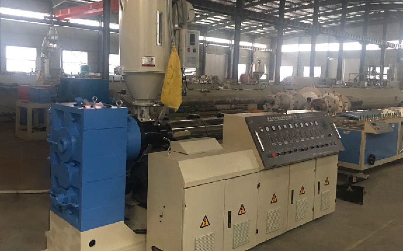 Single screw extruder