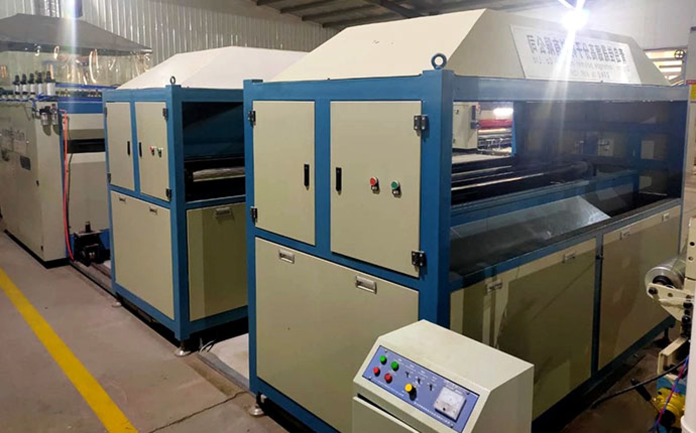 Calcium plastic cardboard production line