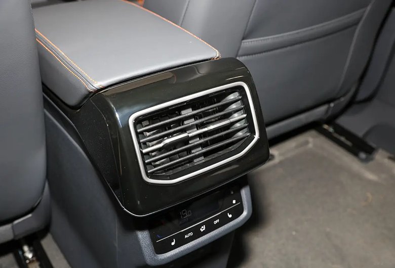 abb49908e77911791e3f25590c5b613