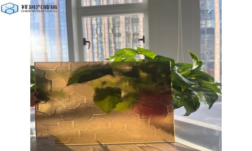 Karatachi Patterned Glass