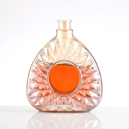 Luxury 700ml Cut Crystal Glass Bottle