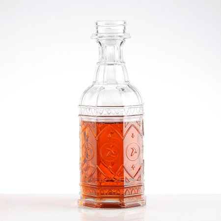 Design Super Flint Glass Liquor Glass Bottle 