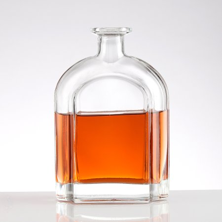 Luxury transparent 70cl flat liquor glass bottle