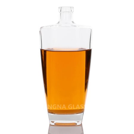 70cl Clear Tall Whisky Vodka Glass Bottle