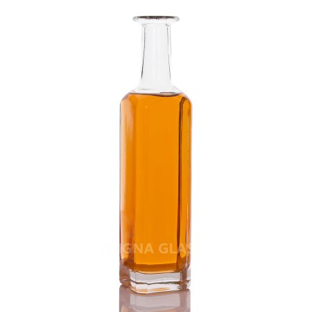 700ml high square spirit glass bottle