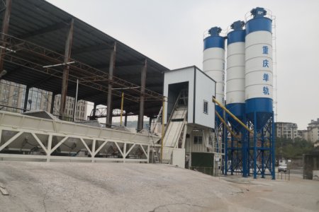 Efficient, environmentally friendly and convenient mobile mixing plant