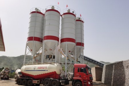 Three major development trends of concrete mixing plants