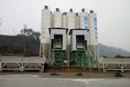 Huite takes you to learn about mobile concrete mixing plants