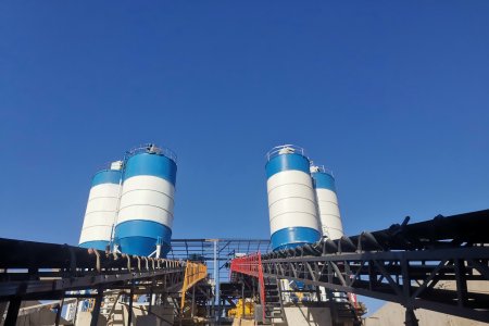 High-Performance Concrete Batching Plants: Combining Efficiency and Durability