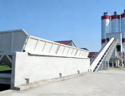 HZS90 Stationary Concrete Batching Plant