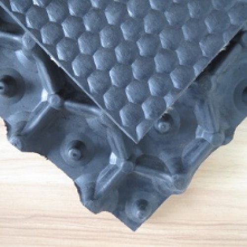 Eggshell-Hammer pig mat