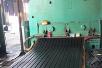 How Jingmei Rubber Tests Livestock rubber mat for Resistance to Rodent Biting in Farm Environments?