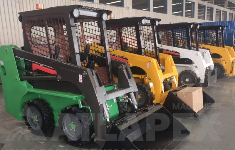 ATLAPEX presenta la revolucionaria minicargadora de ruedas SKT38