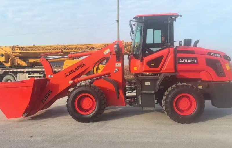 Cargadora compacta ATALPEX ZL930: Aumente la eficiencia en sus operaciones de construcción, minería o agricultura