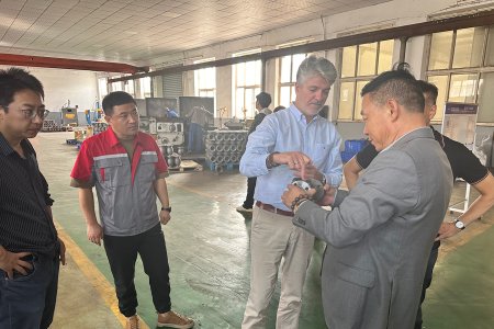 Welcoming Our Valued Customers from European to QINGDAO RONGKANG VALVE