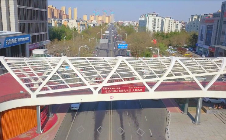 Puente Peatonal Con Estructura De Acero