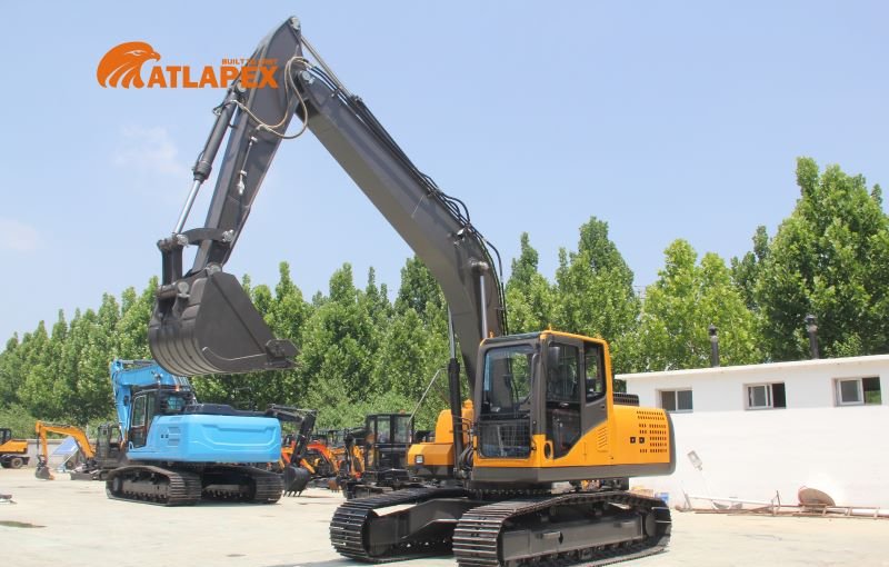 Introducing the Powerful APX180 Crawler Excavator – Built for Tough Jobs