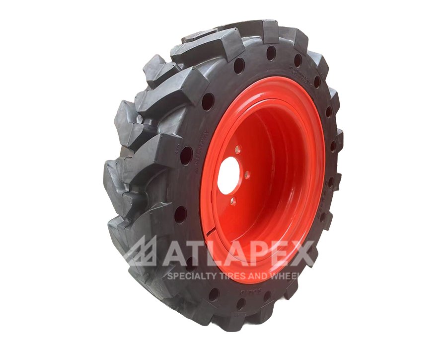 SKID STEER LOADER：Solid Tire