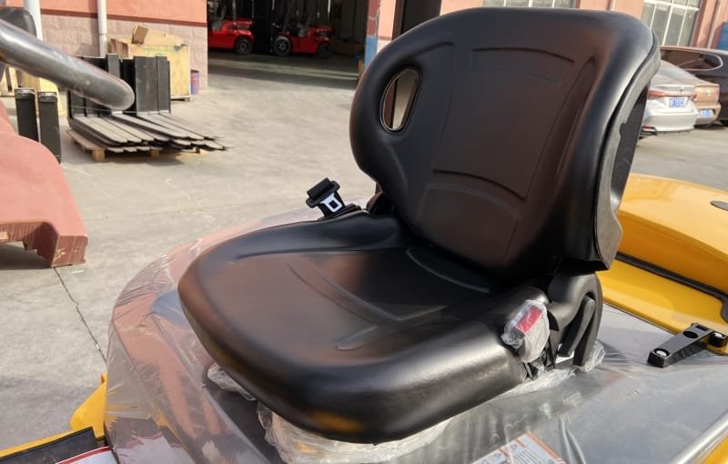 ¡Noticias emocionantes! Los asientos Toyota se convertirán en equipamiento estándar en las carretillas elevadoras ATLAPEX.