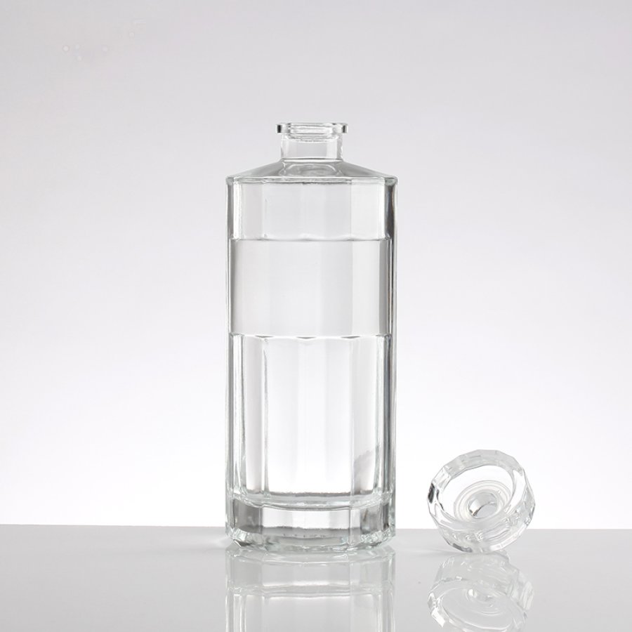 Round Customize Whisky Liquor Glass Bottle (6)