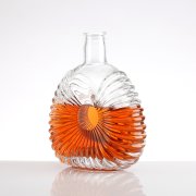 500ML Radiant Pattern Liquor Glass Bottle (2)