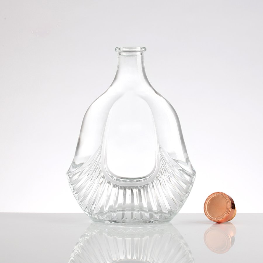 500ML Patterned Liquor Glass Bottle (4)