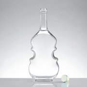 Unique violin shaped 700ml glass whisky bottle (3)