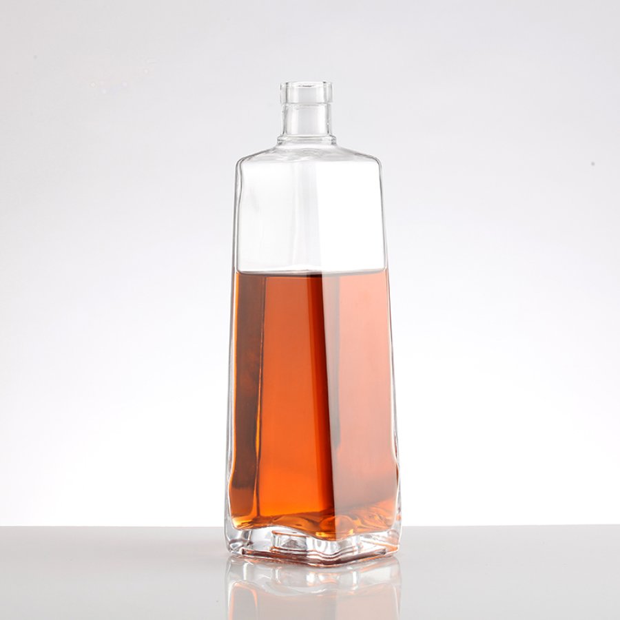  700ml trapezoidal glass spirit bottle (3)