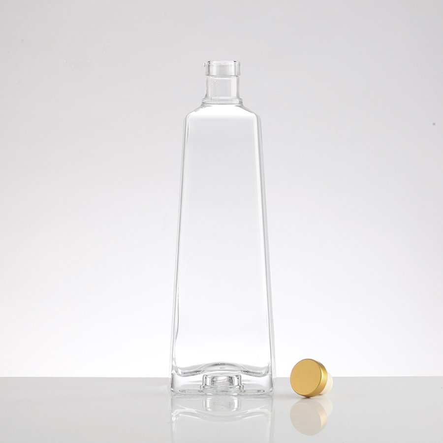  700ml trapezoidal glass spirit bottle (5)