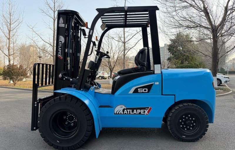 ATLAPEX  CPD-GE50X: High-Performance 80V 5T Lithium Battery Forklift Redefines Material Handling Efficiency
