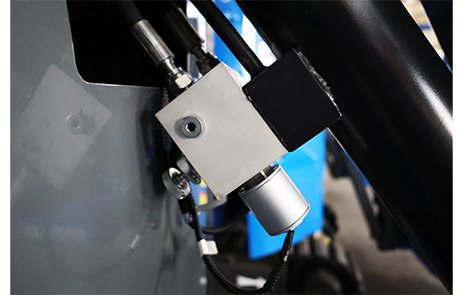 -飞臂应急下降开关