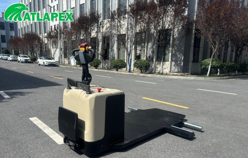 ATLAPEX CBD-Z 3.0T Electric Vehicle Mover for Efficient Automobile Transfer