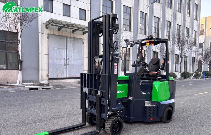 Maximise Your Warehouse Storage Capacity with ATLAPEX CSD Articulated Forklift