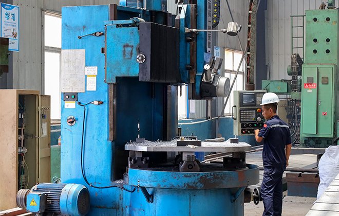 1600 مخرطة عمودية CNC