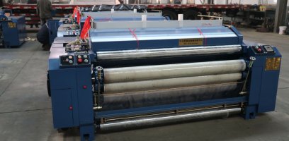 Intelligent driving production upgrades, Qingdao Ruilai New Materials Technology's plastic weaving machines usher in technological innovation