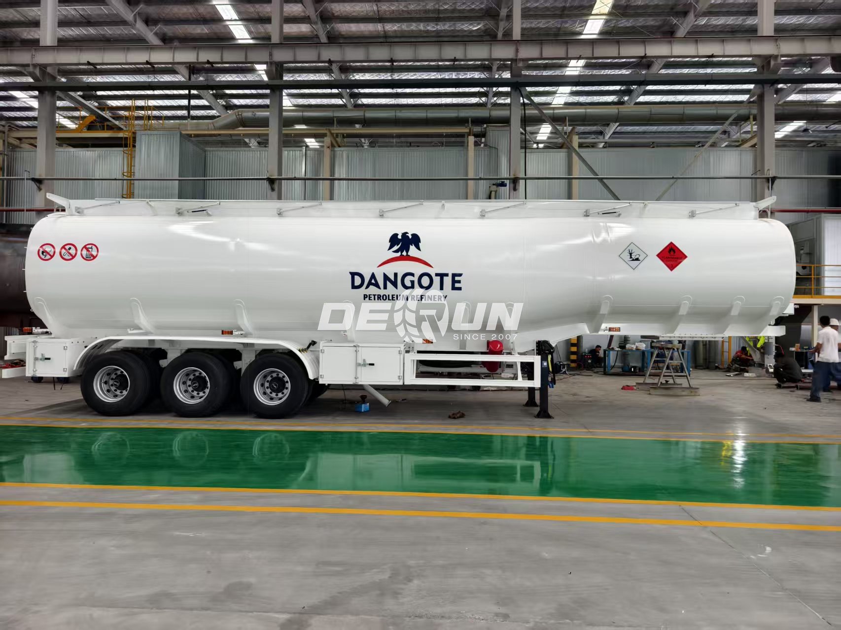 Oil Tanker Semi Trailer1