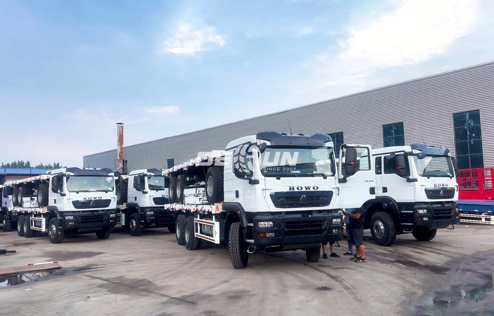 HOWO TX cargo trucks 1