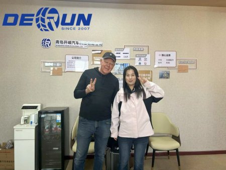 American clients visit Shandong Derun to purchase heavy machinery for Vanuatu's infrastructure development 