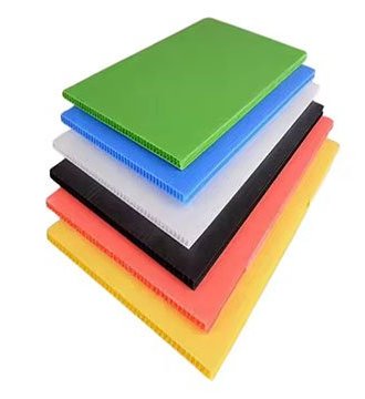 Customizable Corrugated Plastic Sheets for Retail & DIY Markets