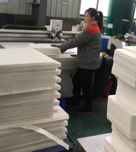 How to Cut Coroplast Like a Pro: A Step-by-Step Guide