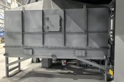 Sand recycling roasting furnace for resin sand production line