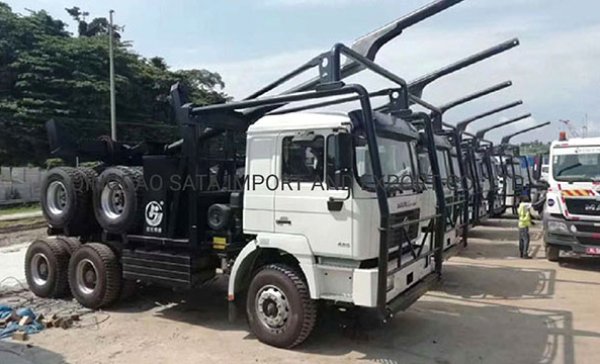 Shacman Log Timber Truck for Wood Transport