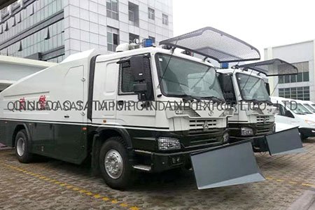Dongfeng 4X4 Riot Control Water Cannon Truck
