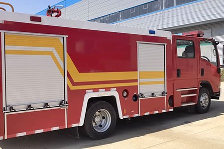 ISUZU Light Water Tank Fire Truck